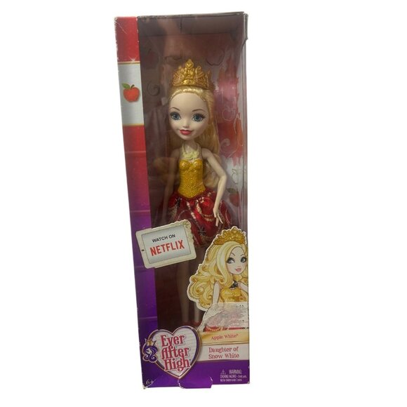 Ever After High Apple White Daughter Of Snow White Doll Netflix Exclusive NIB - Picture 1 of 6